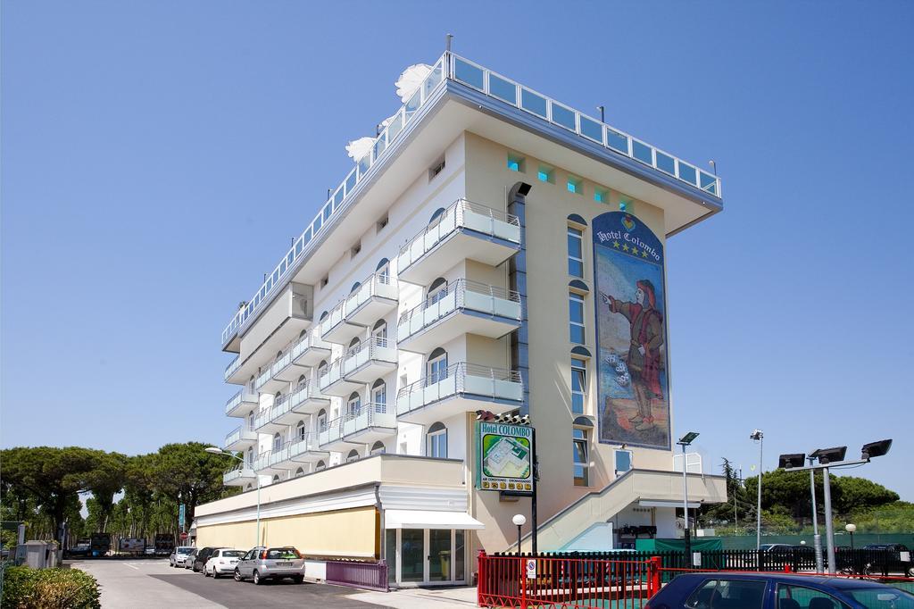 Hotel Colombo Lido di Jesolo Bagian luar foto